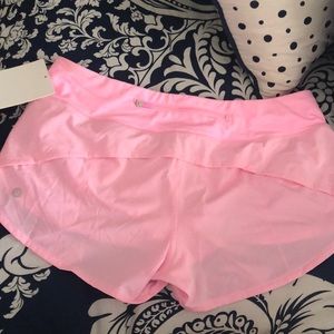 Lululemon speed up short